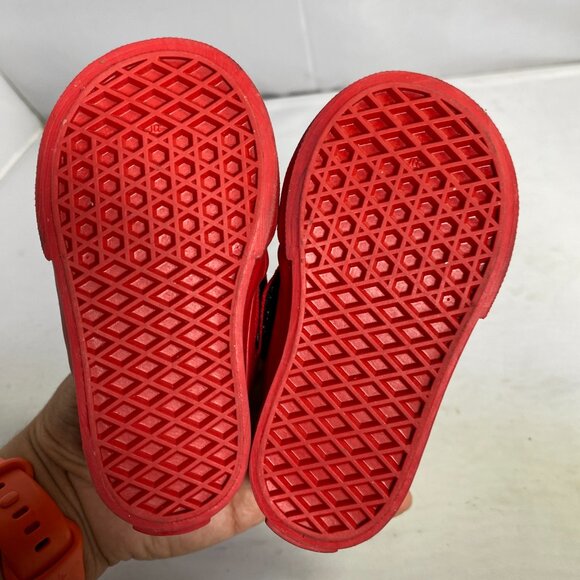 VANS X HAIRBO BEAR RED Classic Slip-On Toddler SHOES 4.0 - Picture 2 of 5